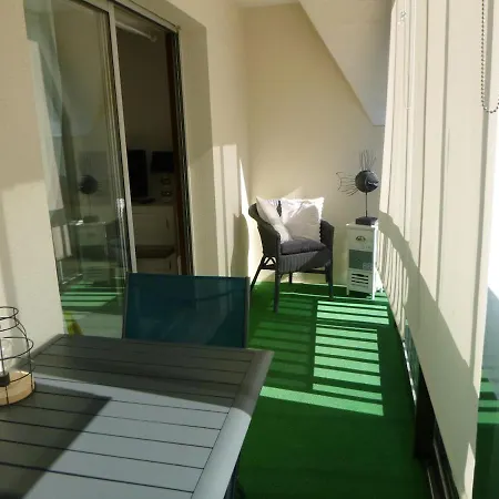 Bord De Apartment *