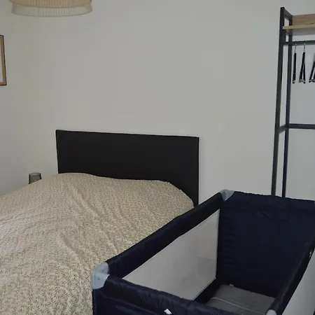 Bord De Apartment